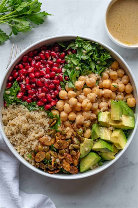 Healthy Quinoa and Kale Protein Bowl
